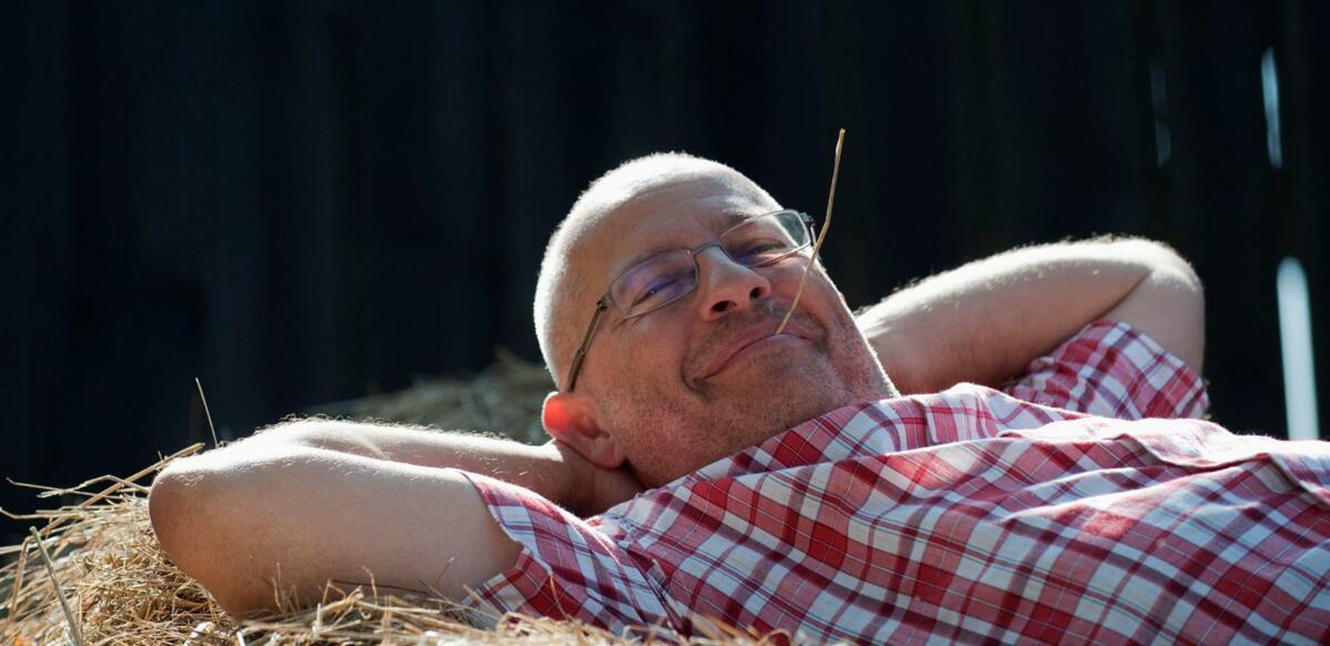 Wer sich frühzeitig mit dem Ruhestand befasst, hat schneller Klarheit über die spätere Lebensgestaltung und ermöglicht es der antretenden Generation, wi...