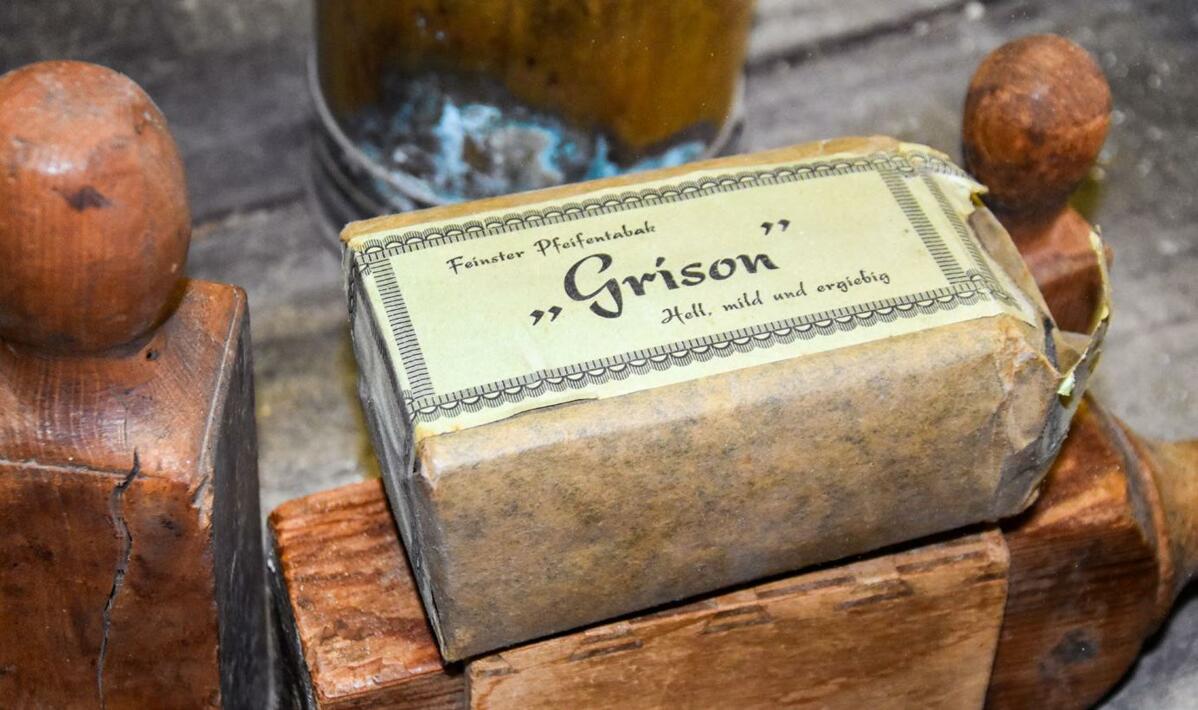 Authentischer Pfeifentabak der Sorte "Grison" aus Brusio.