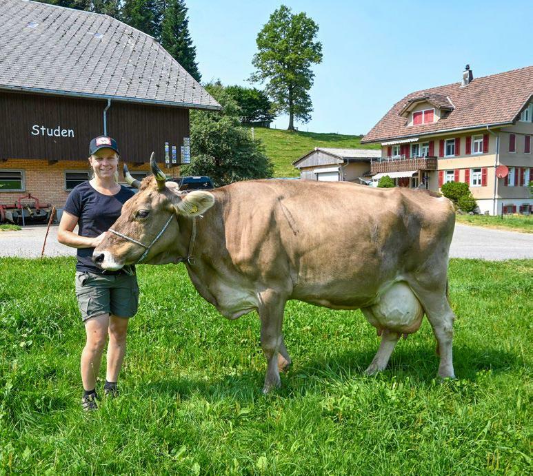 Lea Unternährer avait acheté un veau de race brune originale avec son premier salaire. Shira a maintenant neuf ans.
